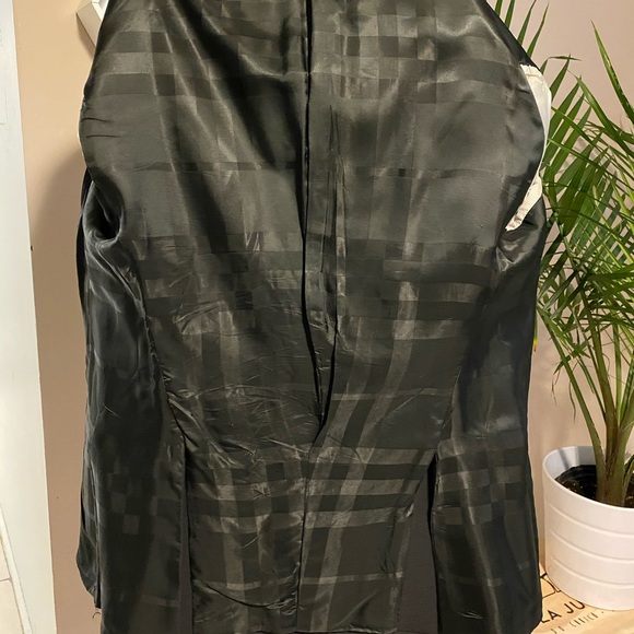 Burberry London Virgin Wool & Poly Blazer in Black - Picture 8 of 8